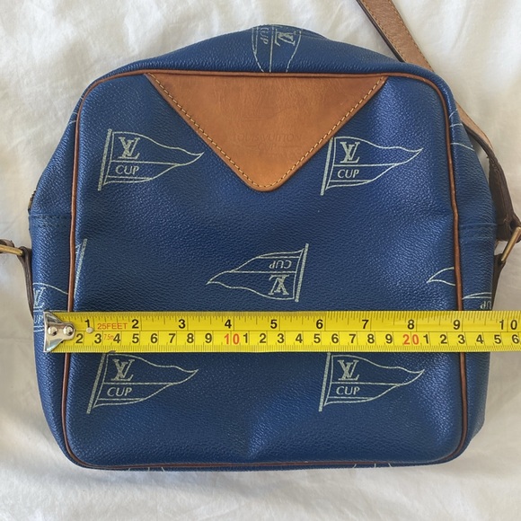RARE Louis Vuitton America’s Cup Sailor Shoulder Bag Purse (from the 90s) - Picture 15 of 17